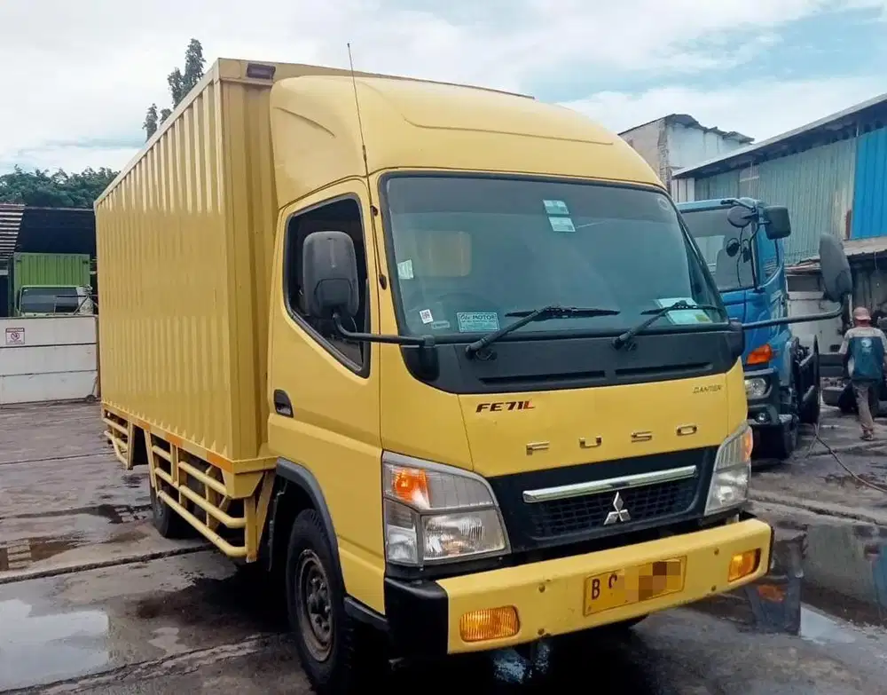 bok 4,7mtr+banBARU Mitsubishi Colt Diesel Canter FE71L box besi 2022