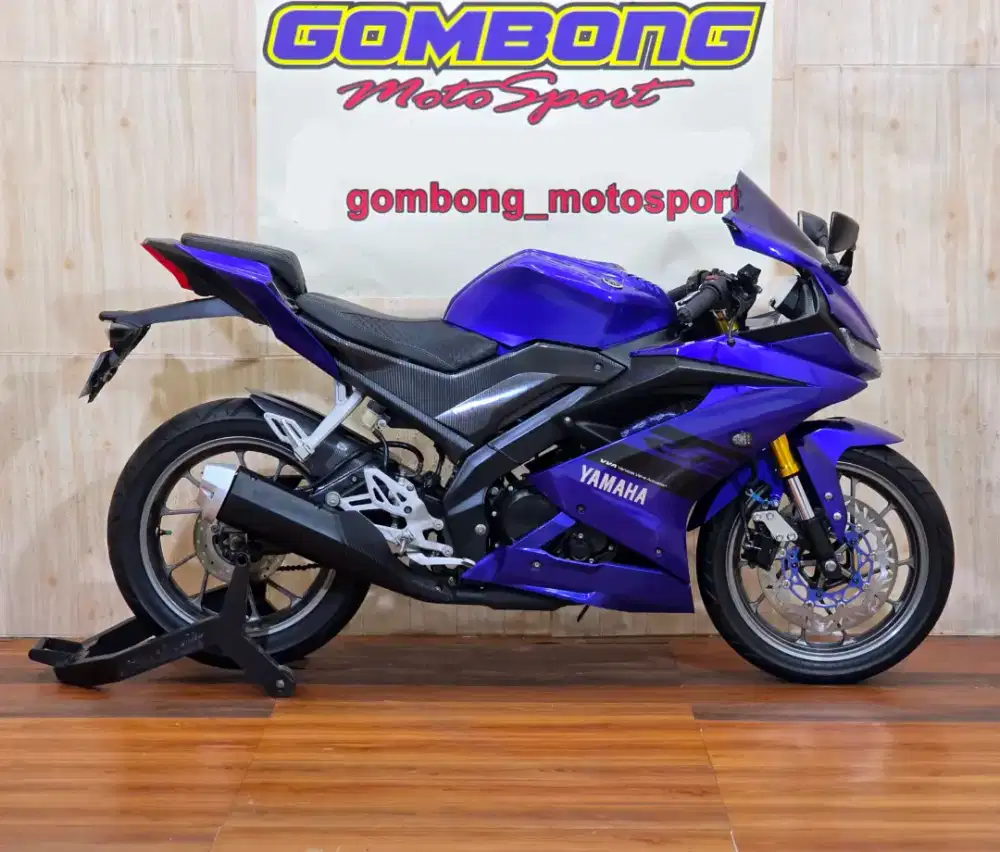 YAMAHA R15 V3 2021