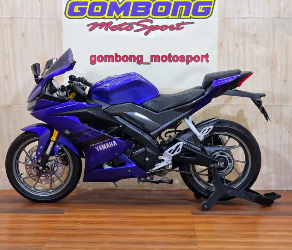 YAMAHA R15 V3 2021