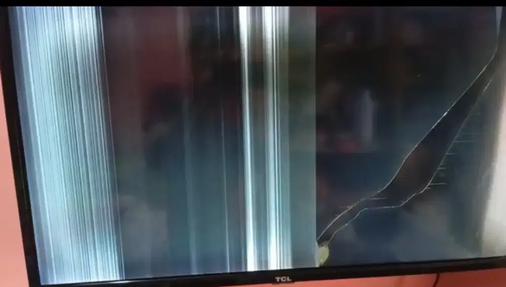 TCL smart tv digital 32 inch Rusak Layar