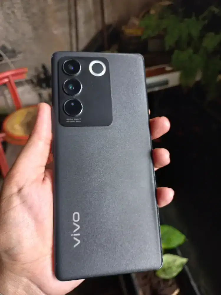 Vivo V27 5G 8/256Gb Unit Only