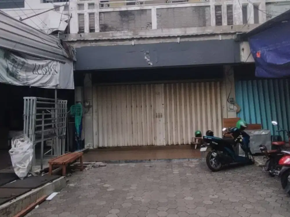 Disewakan Ruko Raya Mulyosari Strategis Nol Jalan