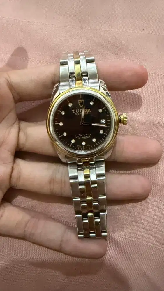 Jam Tudor Automatic