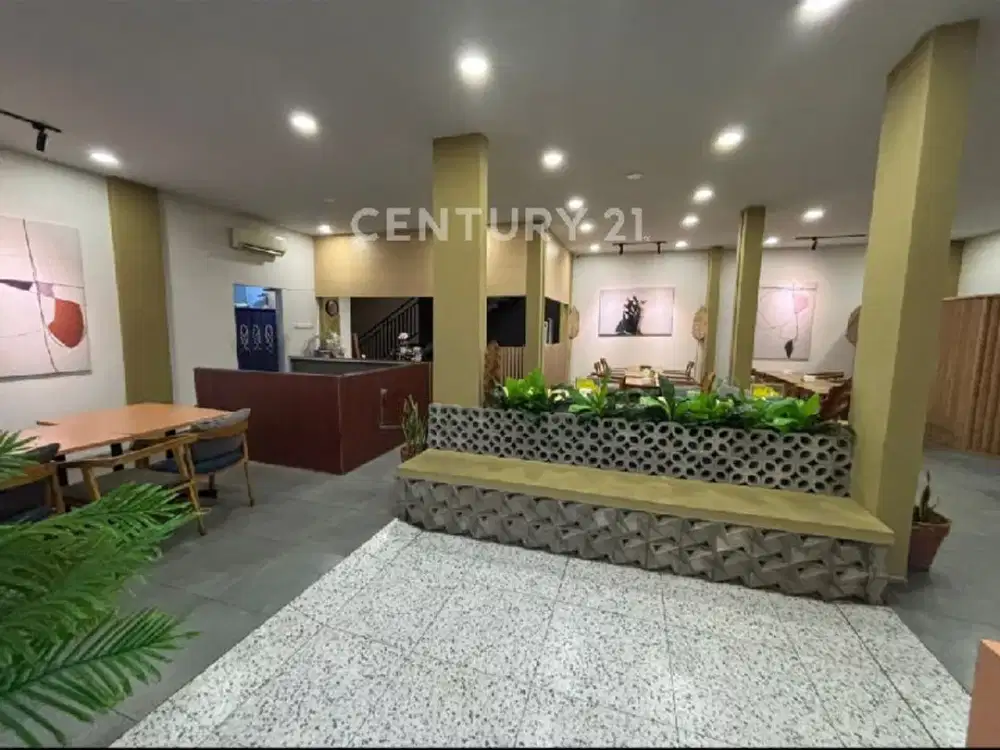 Tempat Usaha Kuliner Eks Cafe Di Kelapa Gading