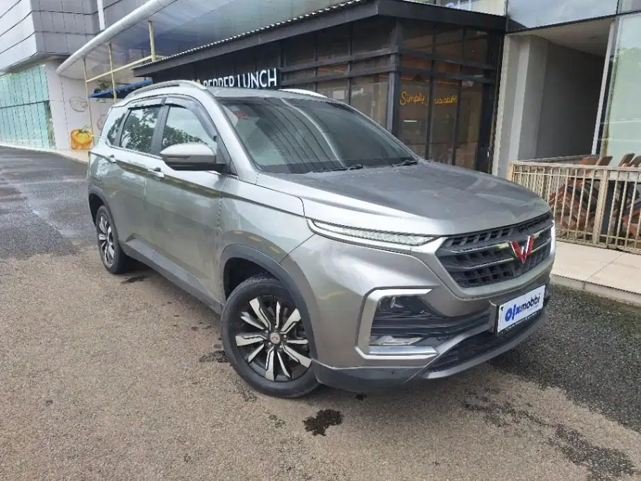 LOW DP Wuling Almaz 1.5 Exclusive 7-Seater Bensin-AT 2020 2UK