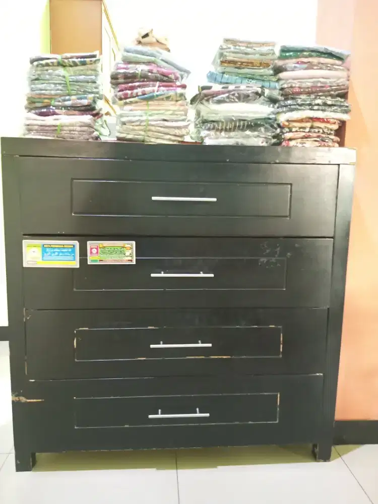 LEMARI 4 LACI UK.110x55x110