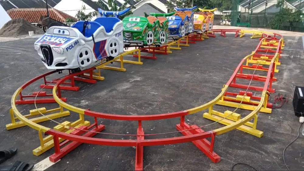 Kereta Lantai mini coaster sedan supernova promo