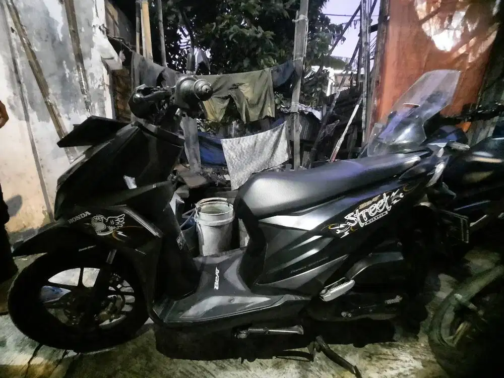 Honda Beat Street 2023 - Tangan Pertama - Surat Lengkap