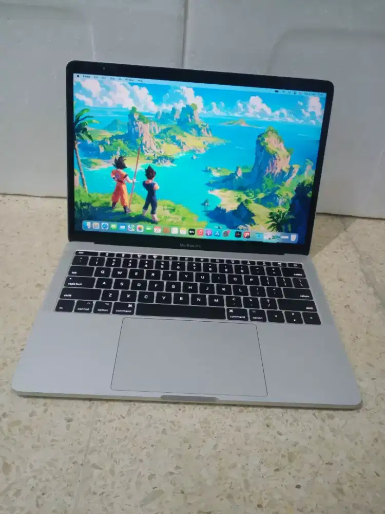Laptop Murah MacBook Pro Retina 13in 2017 core i5 ram 8/SSD 128gb slim