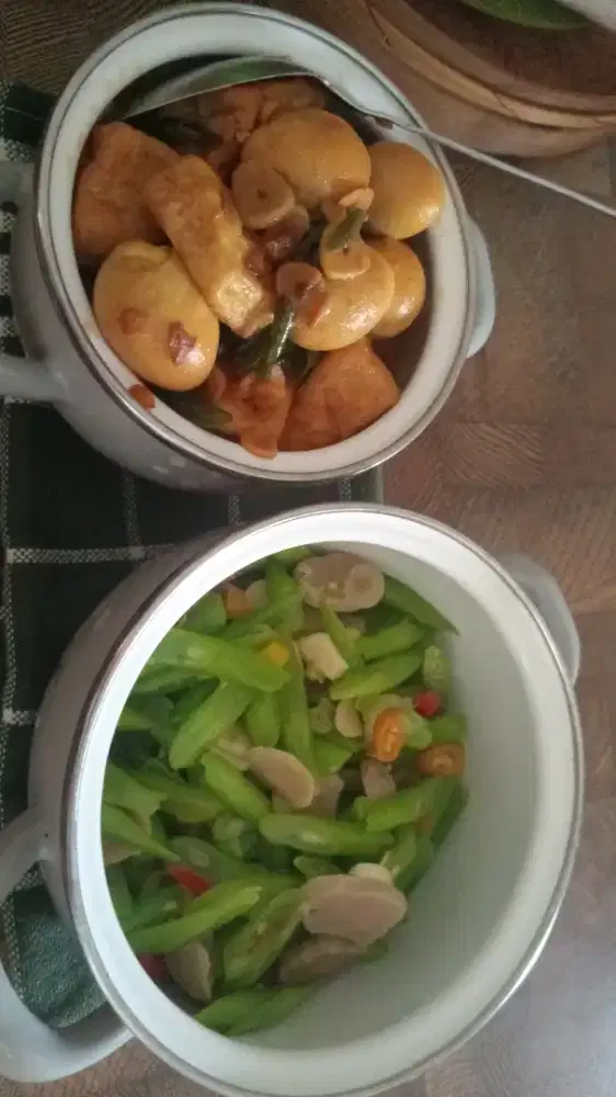 Jaga pasien, masak, mengantar jemput dat