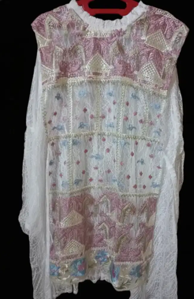 Outer Pesta Brokat lembut, Ld 115