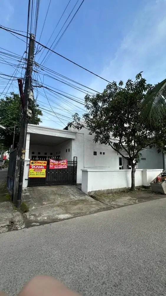 Dijual rumah luas tanah 80 M luas bangunan 60 M kelapa dua tangerang.