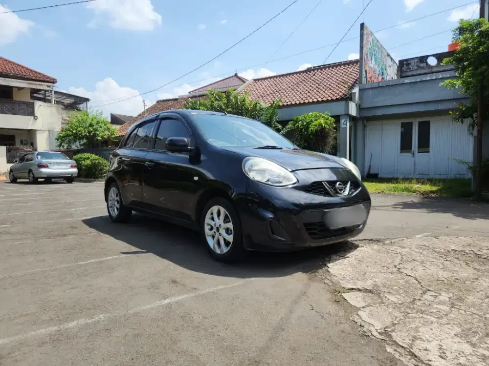Nissan March 1.2 Automatic Tahun 2017