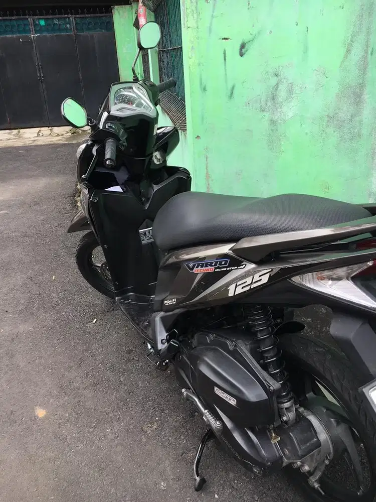Vario 125 cc (abu abu)