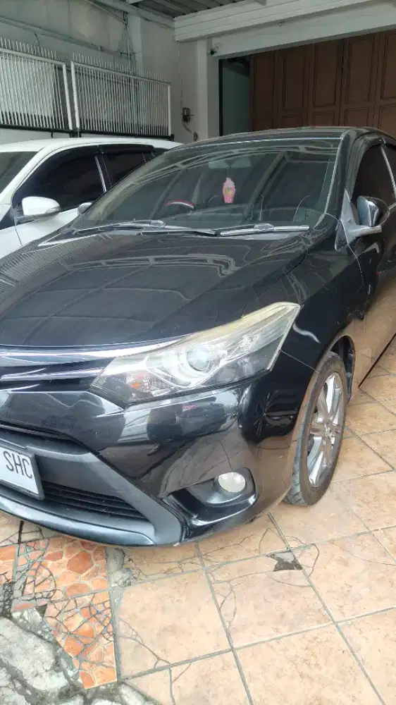 Toyota vios G AT AUTOMATIC 2013