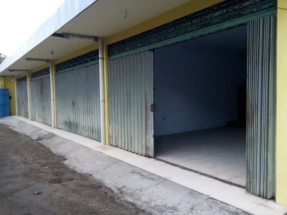 Gudang Lokasi Super Strategis, Dekat Alun-Alun Kota Jombang