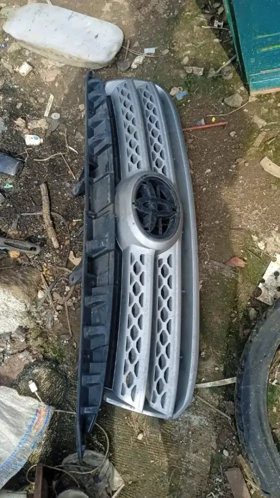 Gril fortuner th 2010