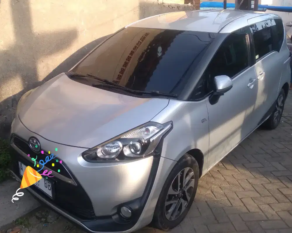 Toyota Sienta 2017 V