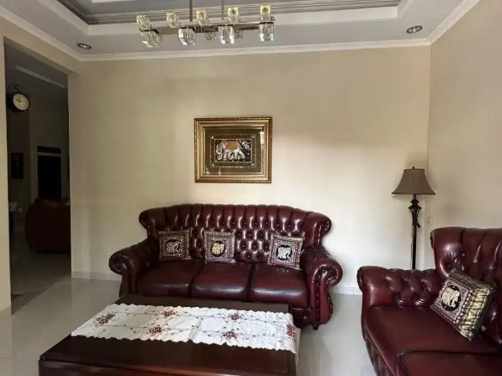 Dijual Rumah Nyaman di Komplek Guruminda, Cisaranten Kulon – Lingkungan Asri & Aman Ref.04704