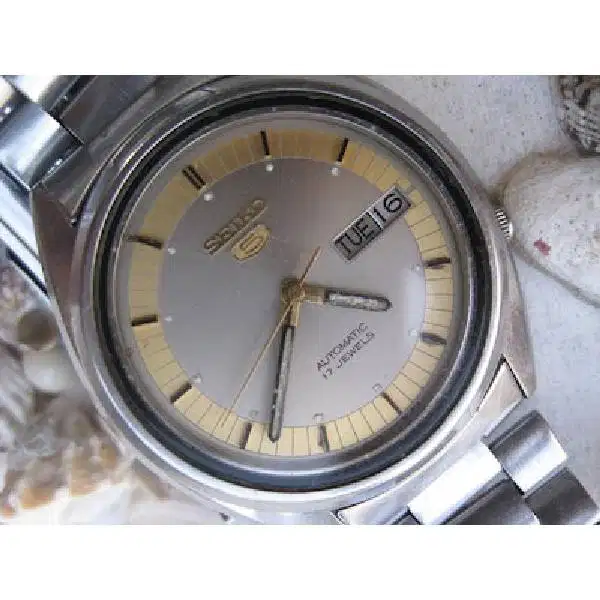 jam tangan pria klasik antik  Seiko 5