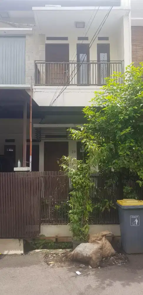 Asisten Rumah tangga menginap