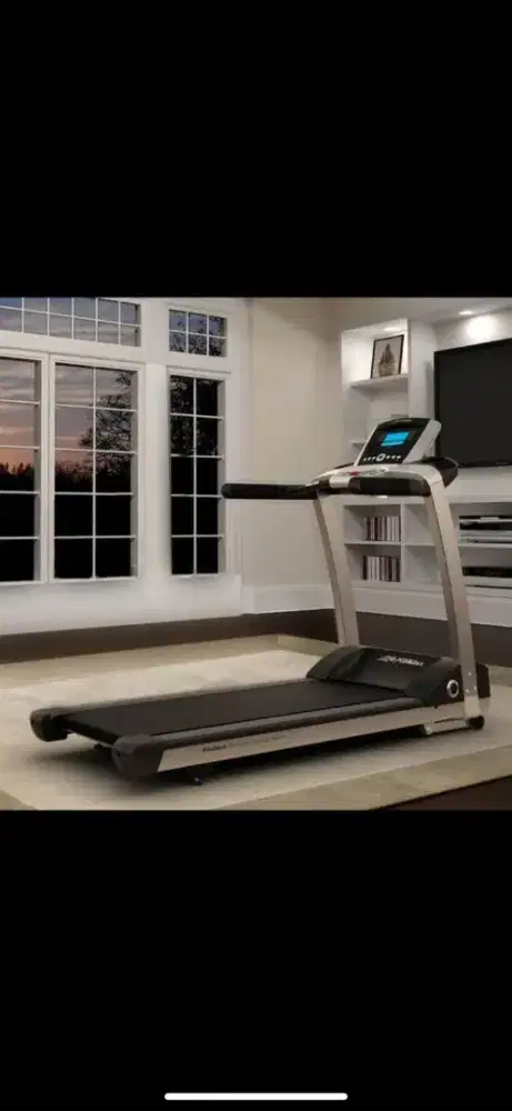 DIJUAL TREADMILL T3 LIFE FITNESS GO CONSOLE