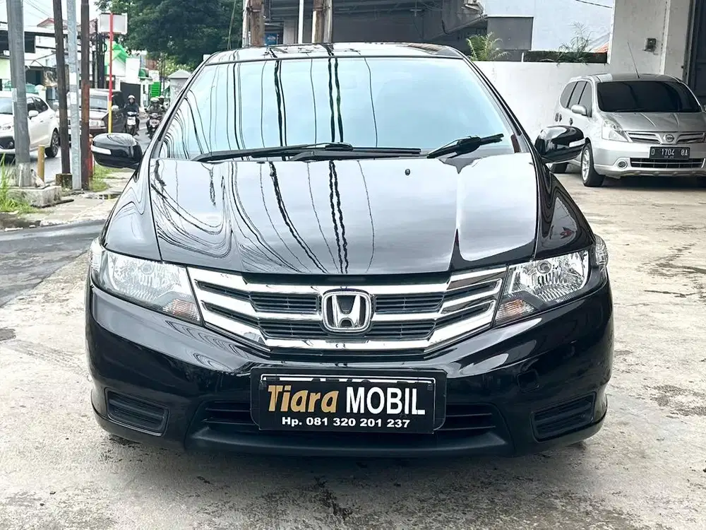 Honda City 1.5 E Automatic Pemakaian Th 2014