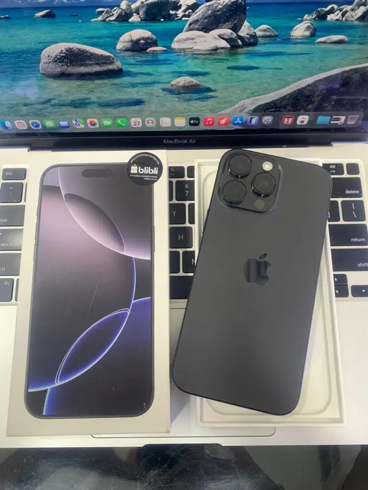 Iphone 16 promax 512gb black garansi resmi ibox second fullset