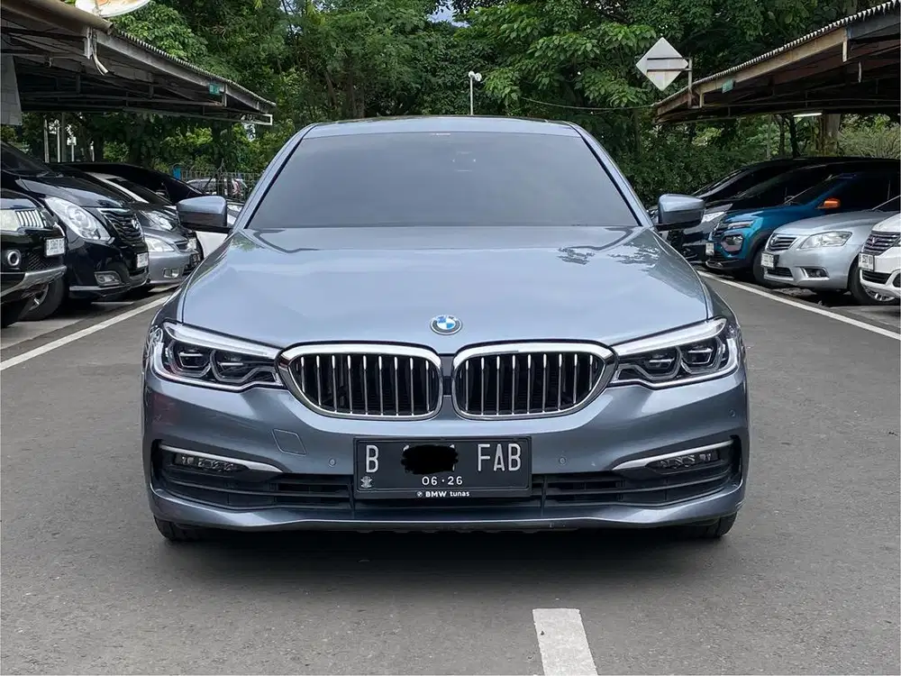 BMW 520i G30 AT 2020
