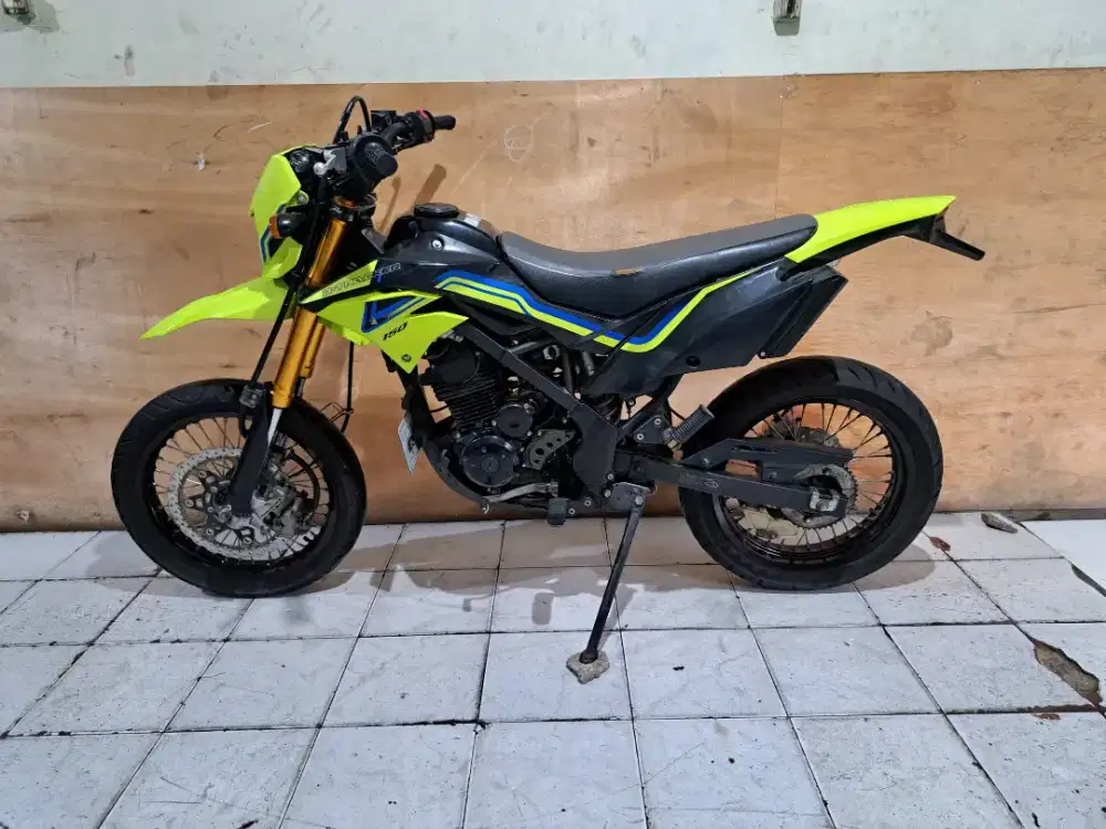 Kawasaki dtracker 2021