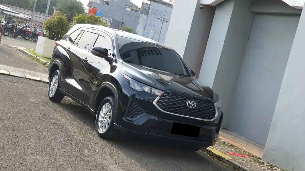 Toyota Kijang Innova 2024 Bensin
