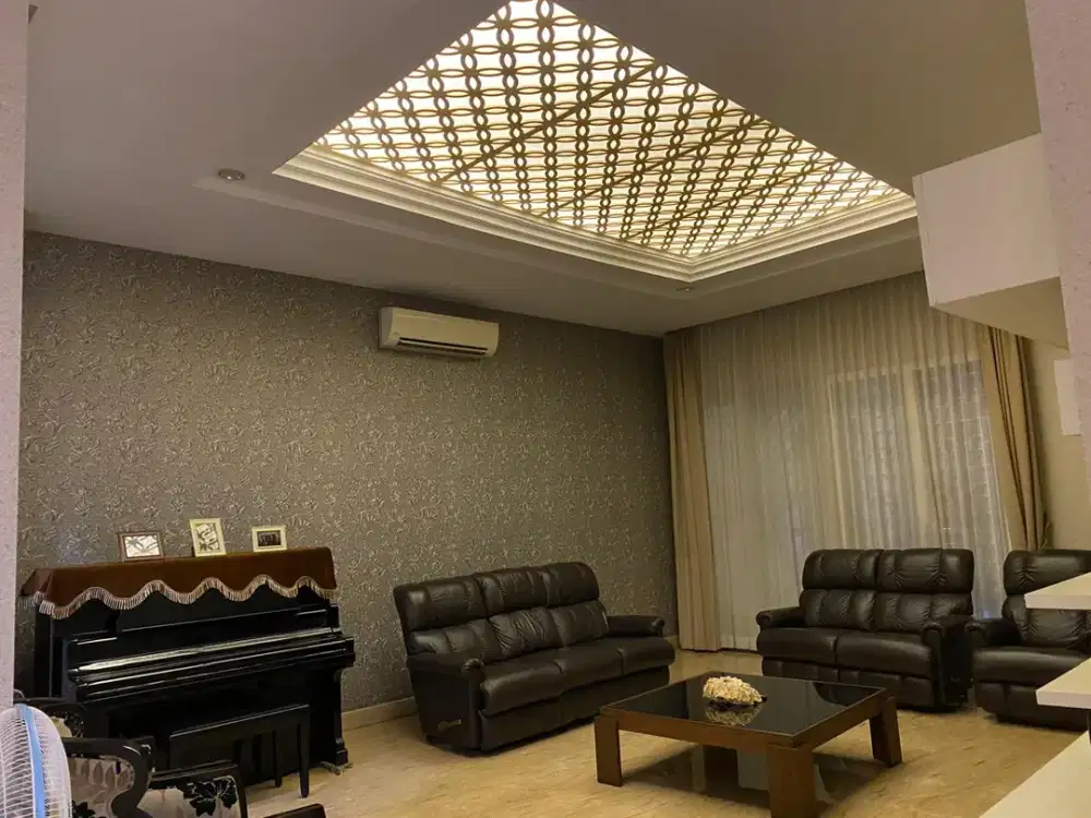 Dijual rumah PIK bangunan kontraktor full bangunan uk 355m at jakut