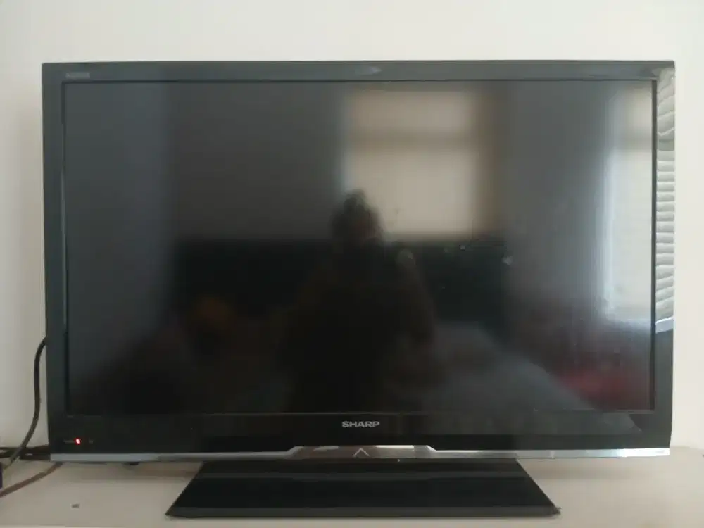Tv sharp 32inch+remot