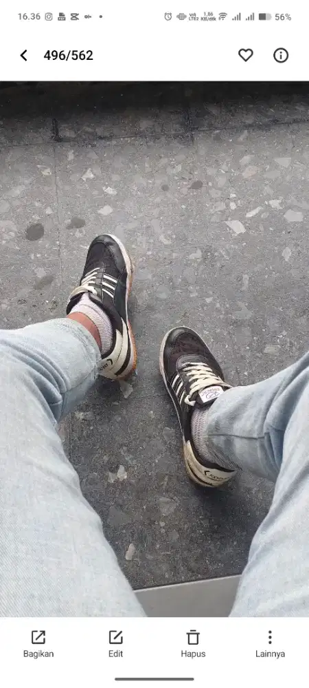 mencari kerja serius