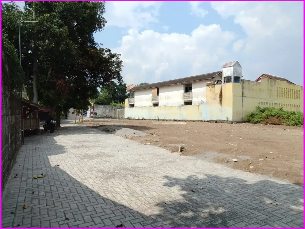 Tanah Emas Pogung; Lingkungan Mahasiswa-Cocok Bangun Kos-Kos an