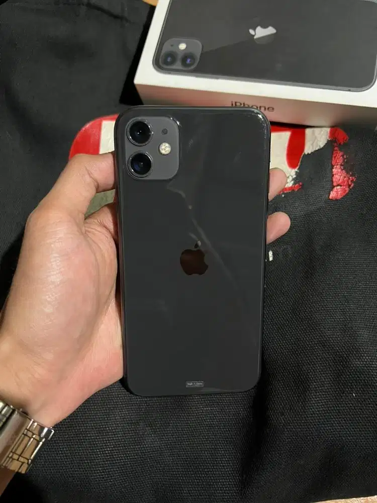 iPhone 11 64gb iBox