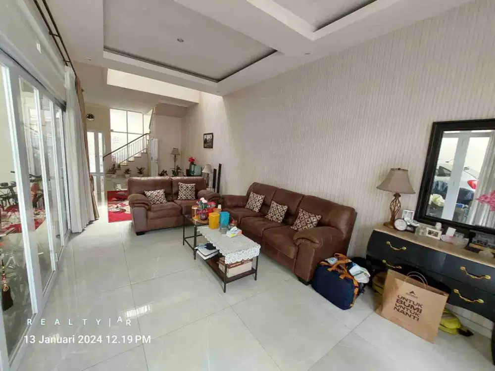 rumah 2lantai shm konsep minimalis di cluster pelangi antapani