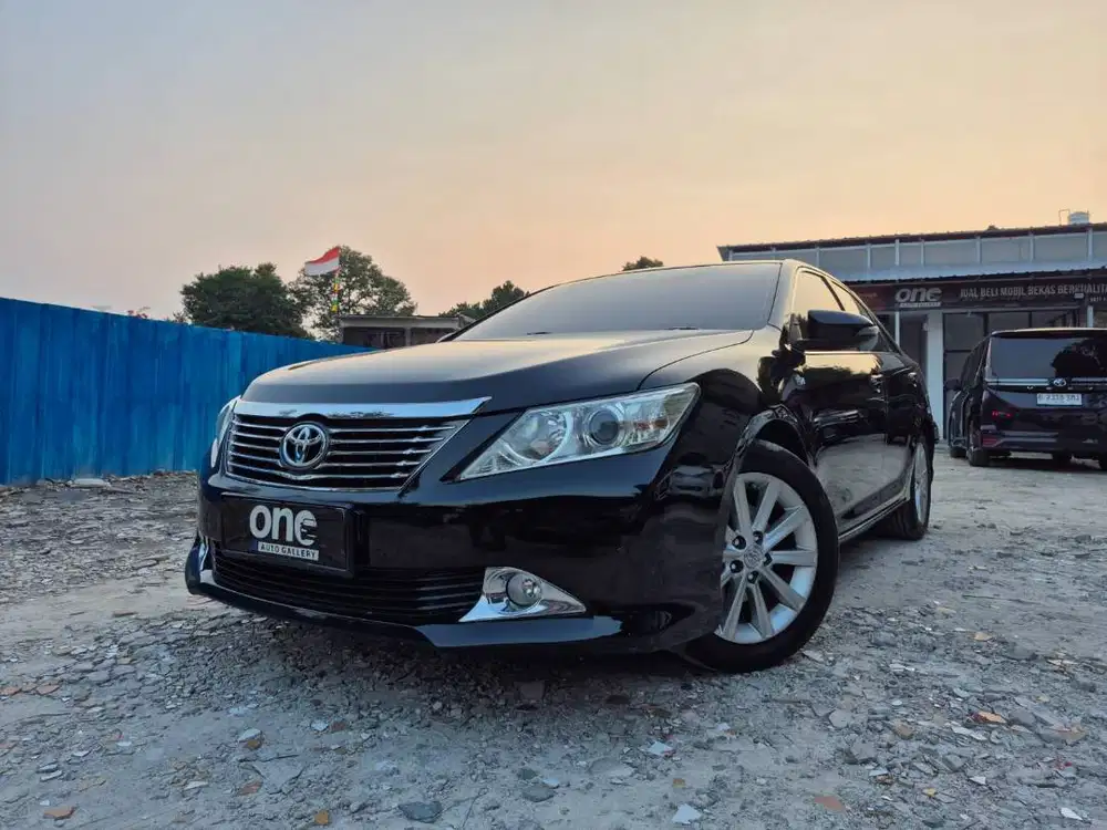 CAMRY V 2.5 at 2014