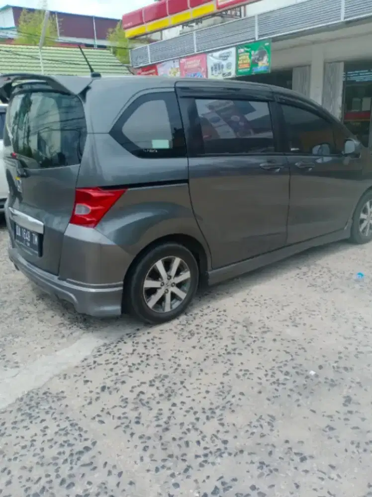 Jual freed E psd 2010