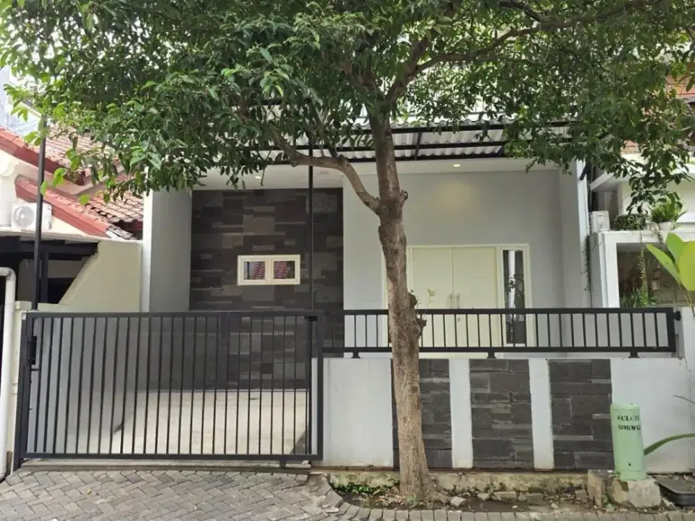 Disewakan Rumah 2 Lantai Citraland Utama