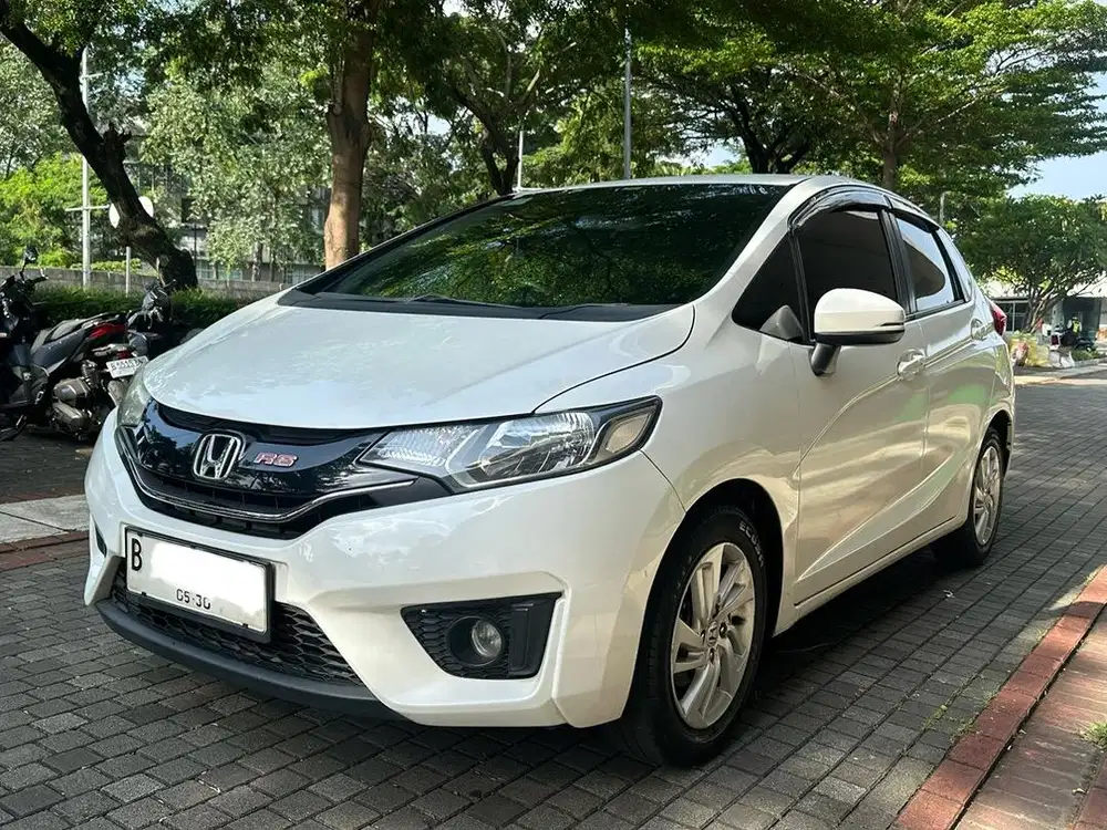 CASH HONDA JAZZ S AT 2015