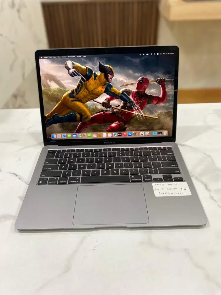MacBook Air M2,2020,8/128 GB