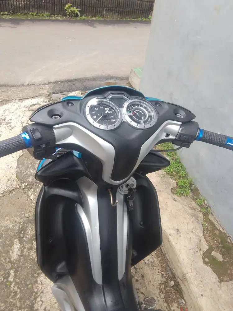 Jupiter robot restorasi mesin naik CC dan body repaint