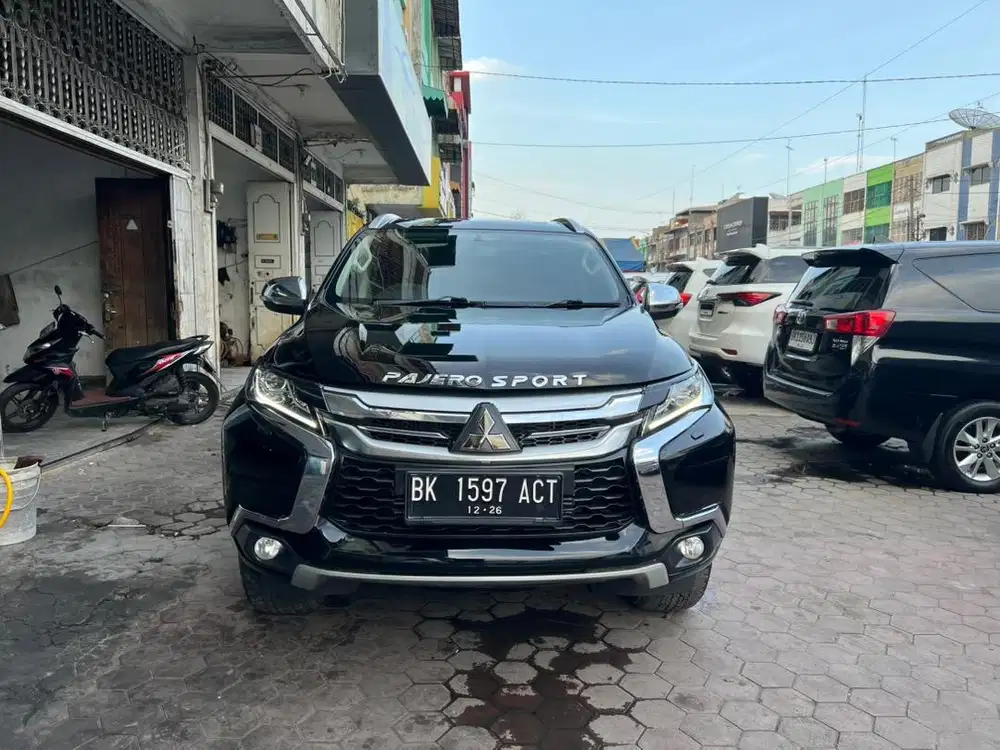 Mitsubishi pajero sport dakar 2016