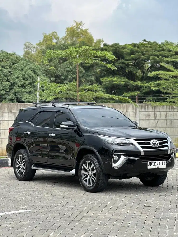 Toyota fortuner VRZ 2.4