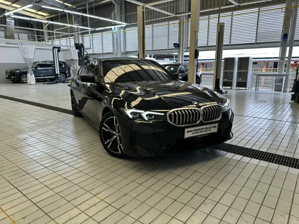 BMW 320i 320 M Sport 2023 - LOW KM - CASH