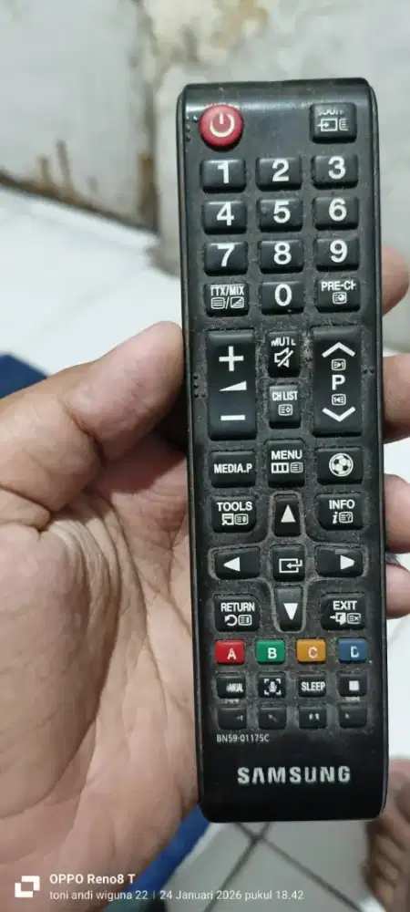 Tv led samsung model:ua24h4150ar