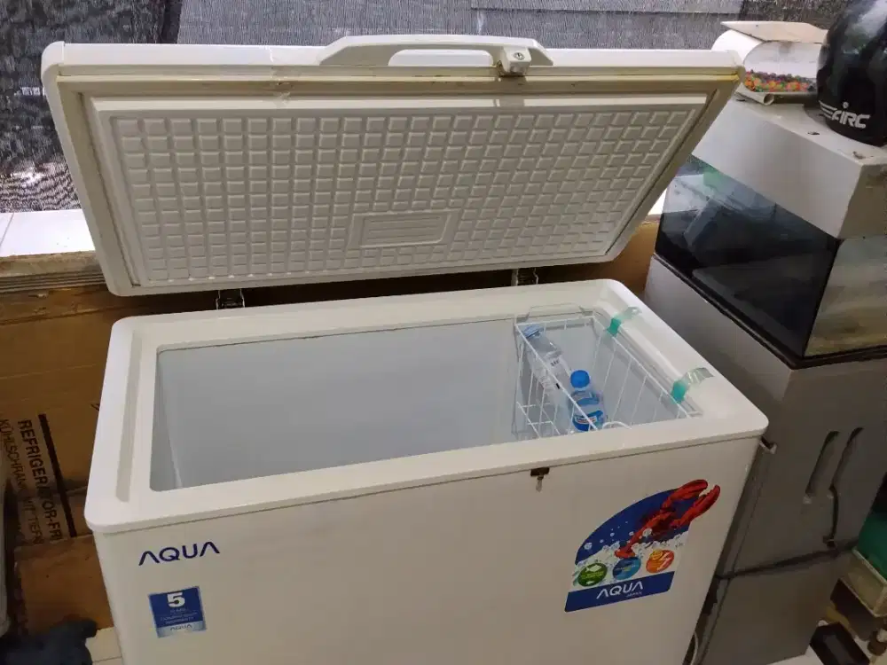 JUAL FREEZER BOX MEREK AQUA 202L NORMAL JAYA
