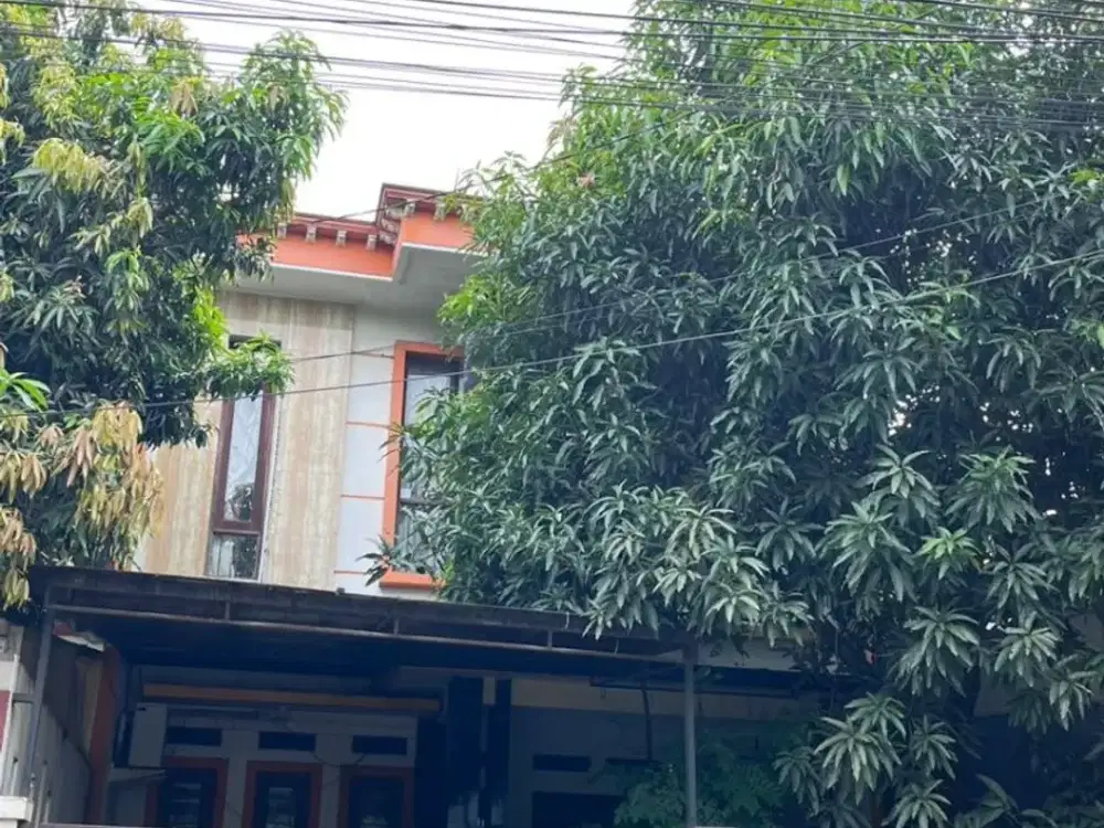 Di Jual Rumah Asri 2 Lantai di Pondok Aren , Tangerang Selatan, Banten