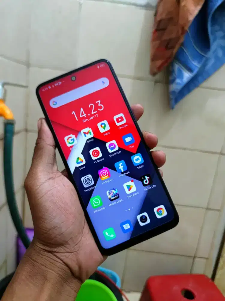 Infinik 8 pro Ram 8+8/128gb siap pakai